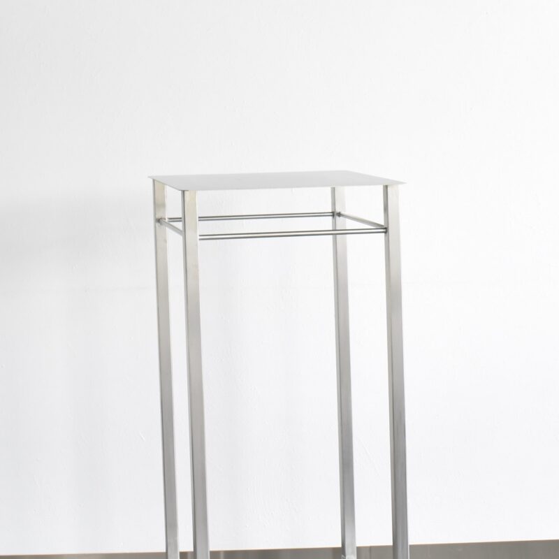 Table d'appoint en acier inoxydable