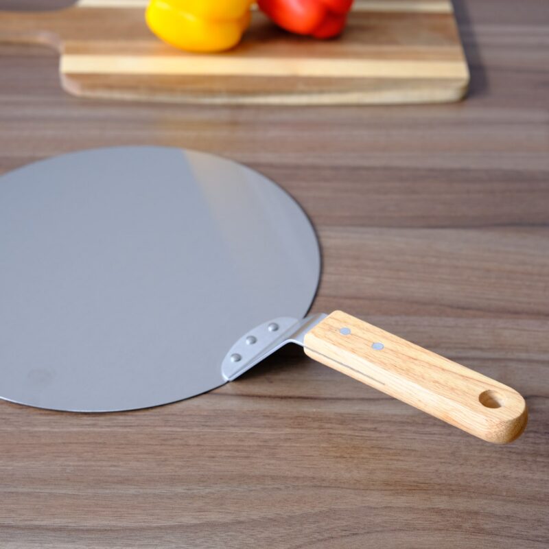 Stainless steel pizza peel with wooden handle - Image 6