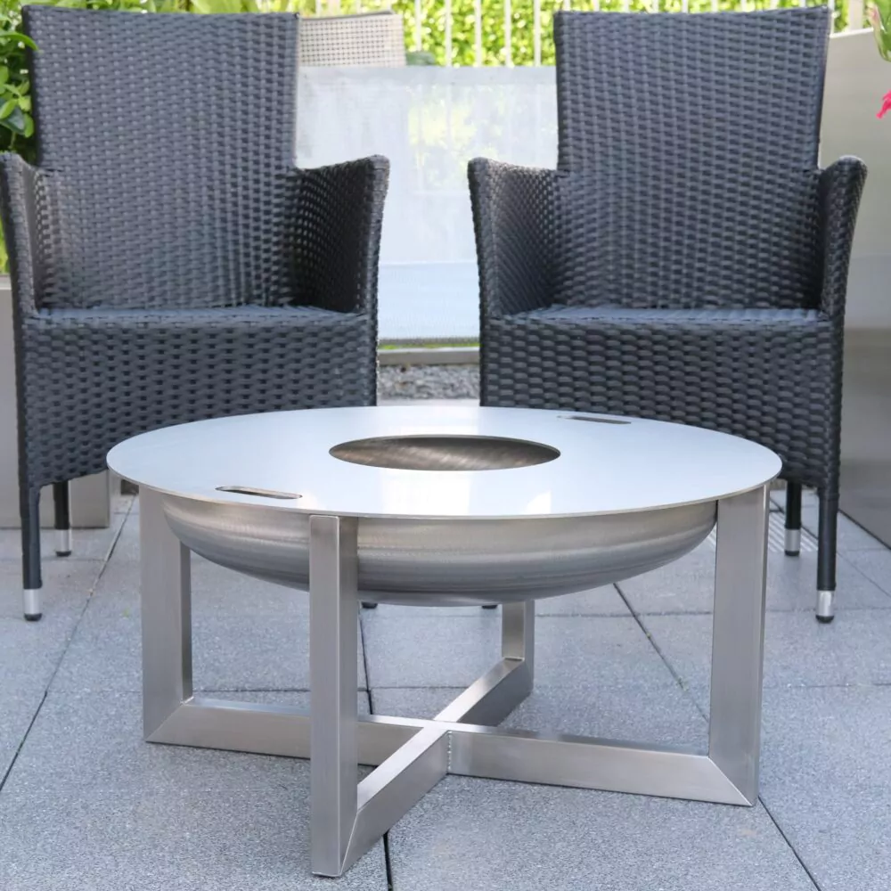 Hoguera de diseño de acero inoxidable &quot;Excéntrica&quot; con anillo de parrilla